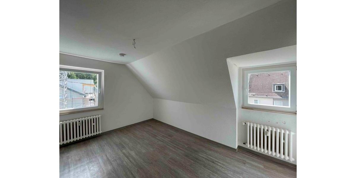 Dachgeschoßwohnung Dortmund Eving - 2 Zimmer, 46 m&sup2;, 402&euro; | Angebot:25881173