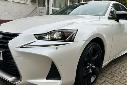 Lexus IS 300 70.000 km 27.999 &euro; Dortmund 44265