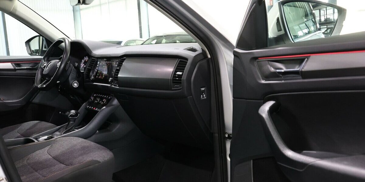 Skoda Kodiaq 1.5 TSI DSG CLEVER / LED / 1.HAND / NAVI+ 128.000 km 21.555 &euro; Hamm 59077