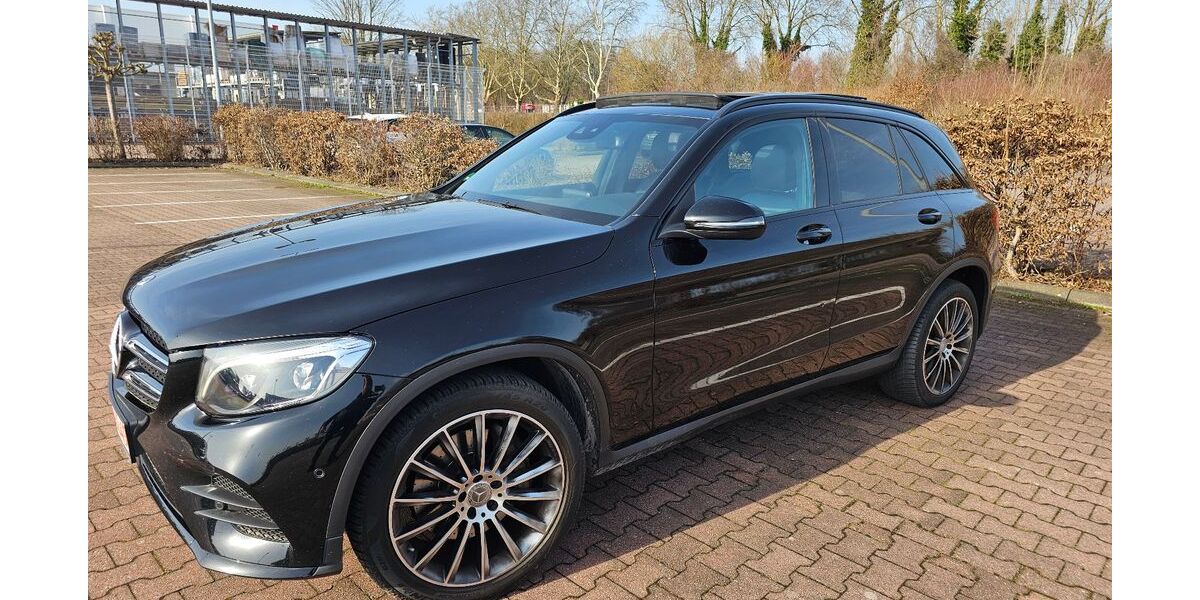 Mercedes-Benz GLC 250 79.000 km 29.890 &euro; Dortmund 44369