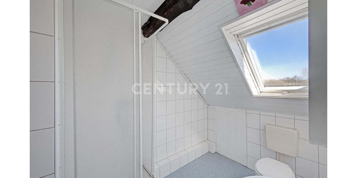 Familiendomizil: Altbau-Charme trifft auf grenzenlose Entfaltungs- und Gestaltungsmöglichkeiten - Einfamilienhaus Lünen | Angebot:26465753