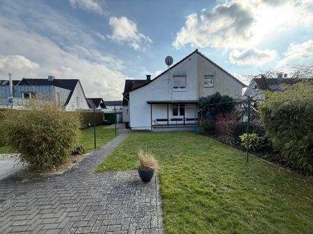 Doppelhaushälfte Iserlohn Nußberg - 6 Zimmer, 162 m&sup2;, 179.000&euro; | Angebot:25775673