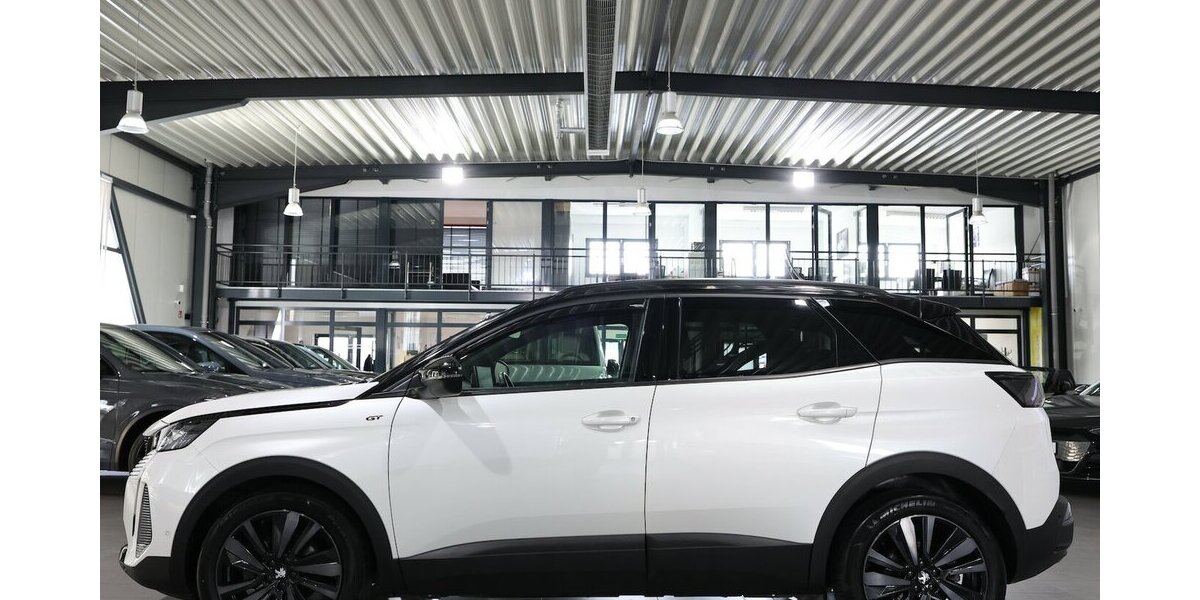 Peugeot 3008 BLUE-HDI GT-SPORT / WHITE & BLACK / SCHÖN 56.000 km 21.555 &euro; Hamm 59077
