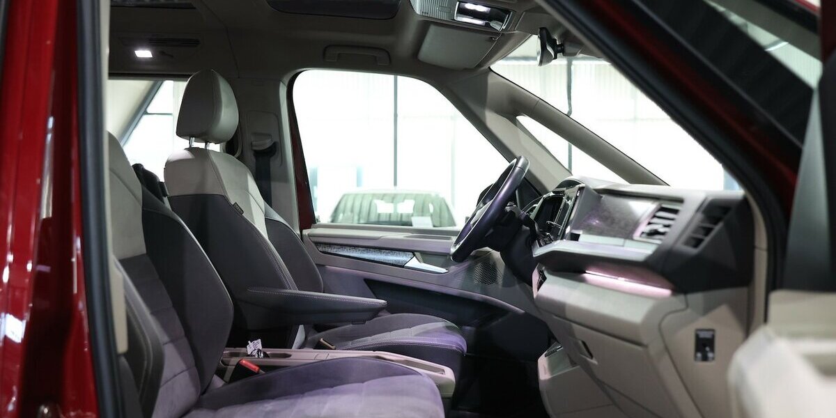 VW T7 Multivan 1.4 TSI EHYBRID ENERGETIC / 7-SITZER 58.000 km 45.991 &euro; Hamm 59077