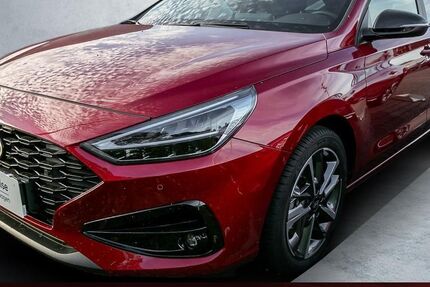 Hyundai i30 8.370 km 21.999 &euro; Kamen 59174