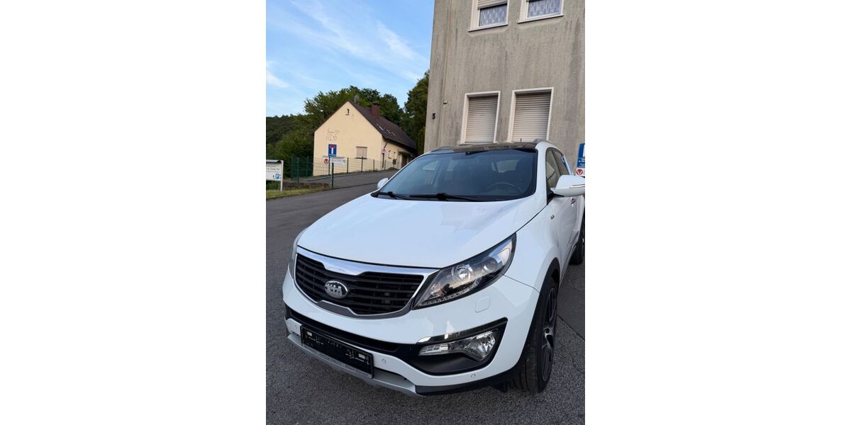 Kia Sportage 256.000 km 7.980 &euro; Hemer 58675