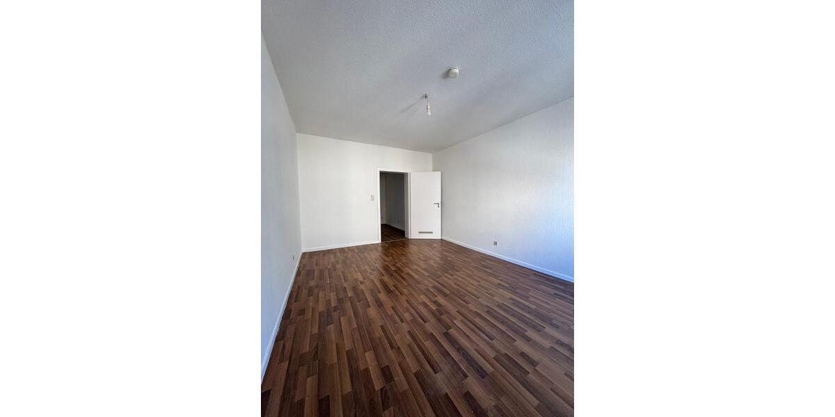 Etagenwohnung Hagen Hagen-Mitte - 3 Zimmer, 80 m&sup2;, 590&euro; | Angebot:25614437