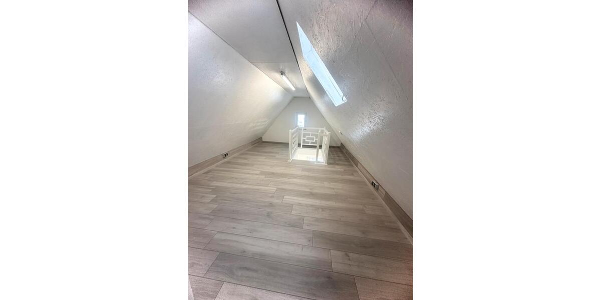 Erdgeschoßwohnung Menden (Sauerland) Bösperde - 5 Zimmer, 105 m&sup2;, 1.400&euro; | Angebot:25418030