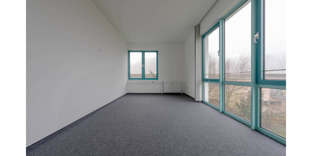 Gewerbeobjekt Lünen Brambauer - 3 Zimmer, 250 m&sup2;, 2.402&euro; | Angebot:25736775