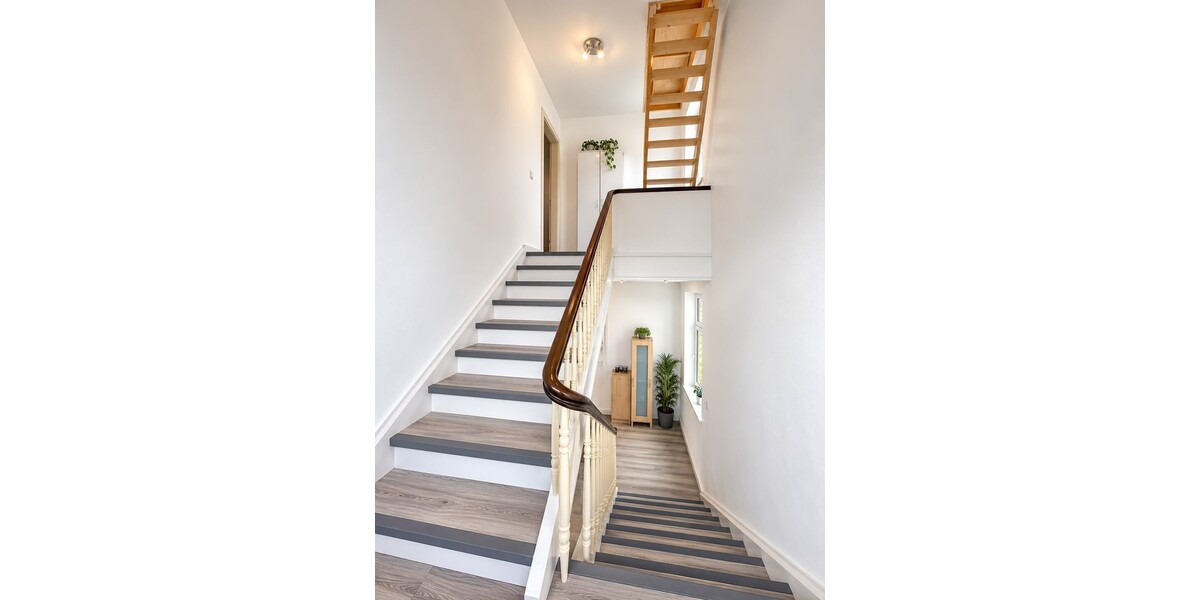 Dreifamilienhaus mit Gewerbe in Dortmund-Aplerbeck - Mehrfamilienhaus, Wohnhaus Dortmund / Aplerbeck Aplerbeck | Angebot:27351569