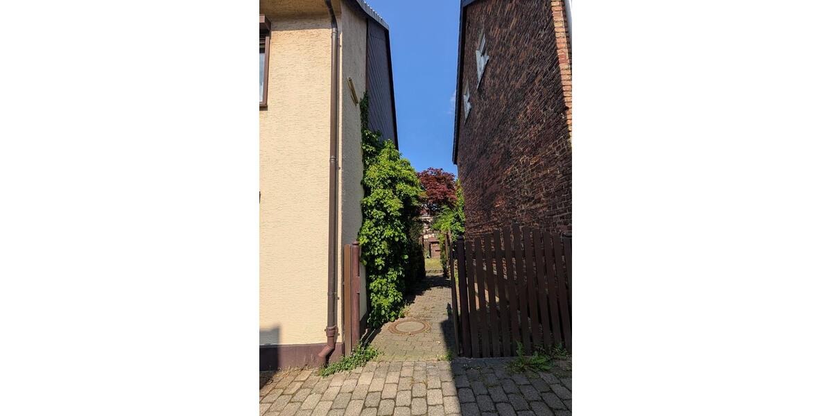 Doppelhaushälfte Werl - 5 Zimmer, 124 m&sup2;, 195.000&euro; | Angebot:27194342