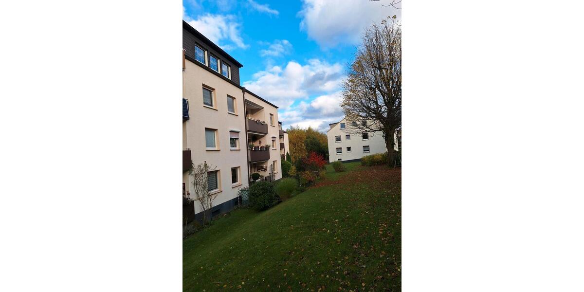 Etagenwohnung Hemer - 3 Zimmer, 110 m&sup2;, 149.000&euro; | Angebot:24843350