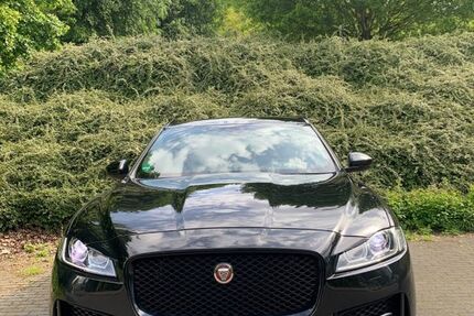 Jaguar F-Pace 70.600 km 31.900 &euro; Hagen 58088
