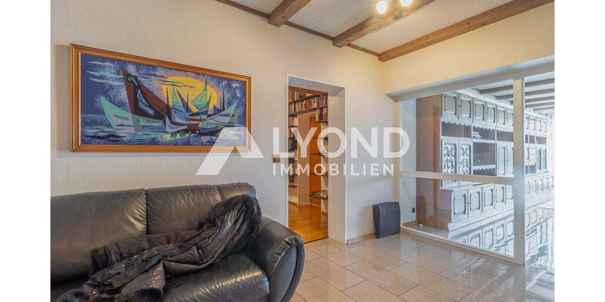 Etagenwohnung Hagen / Hohenlimburg Hohenlimburg - 5 Zimmer, 131 m&sup2;, 229.000&euro; | Angebot:25676930