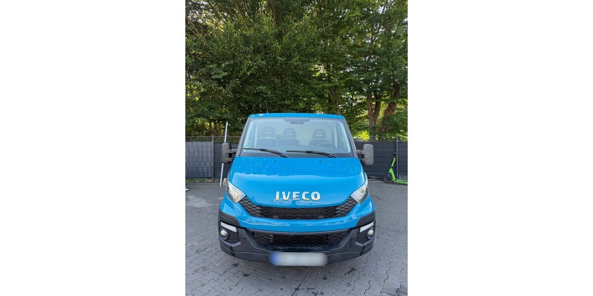 IVECO Andere 326.782 km 8.890 &euro; Dortmund 44339