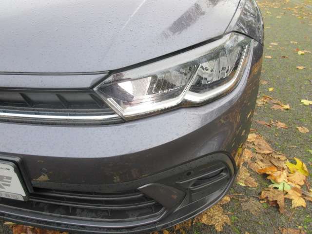 VW Polo Life 1.0 TSI NAVI ALU ACC LED APS KLIMA 33.300 km 16.988 &euro; Bergkamen 59192
