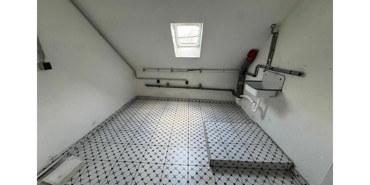 Etagenwohnung Dortmund Mengede - 4 Zimmer, 75 m&sup2;, 900&euro; | Angebot:25396301