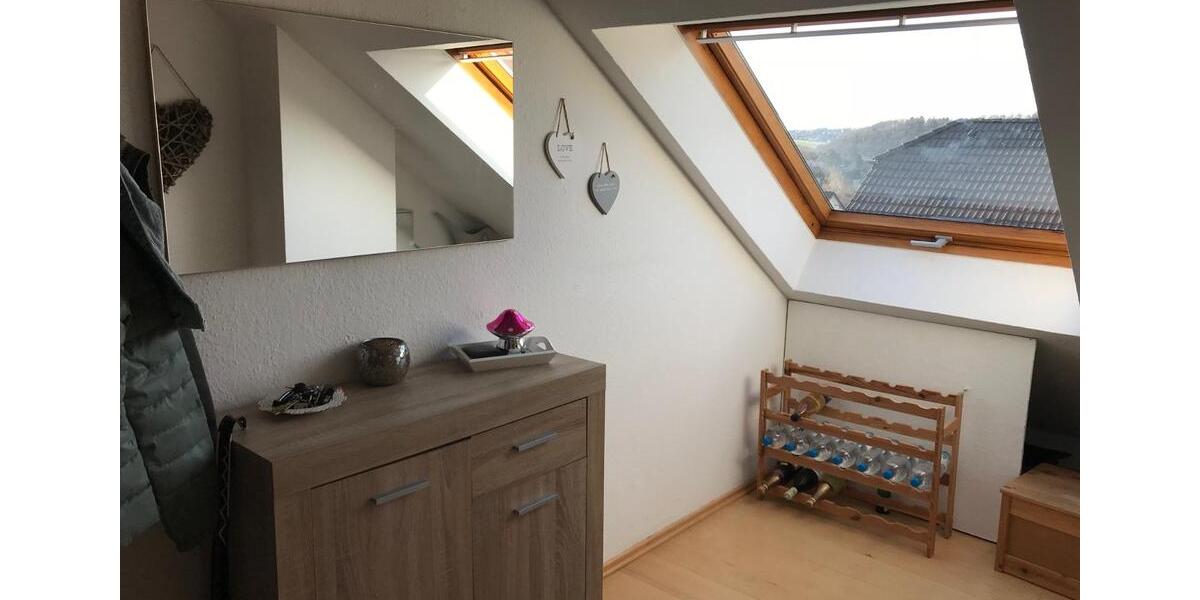 Dachgeschoßwohnung Hemer - 3 Zimmer, 69 m&sup2;, 135.000&euro; | Angebot:27213802