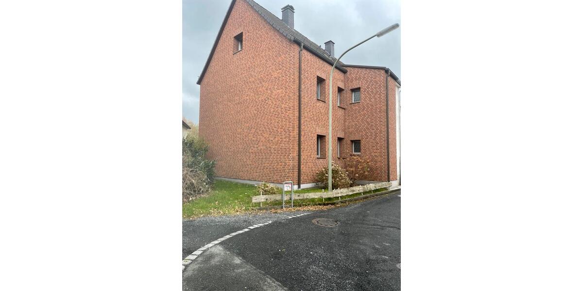 Reihenhaus Arnsberg Holzen - 5 Zimmer, 120 m&sup2;, 1.200&euro; | Angebot:26042794