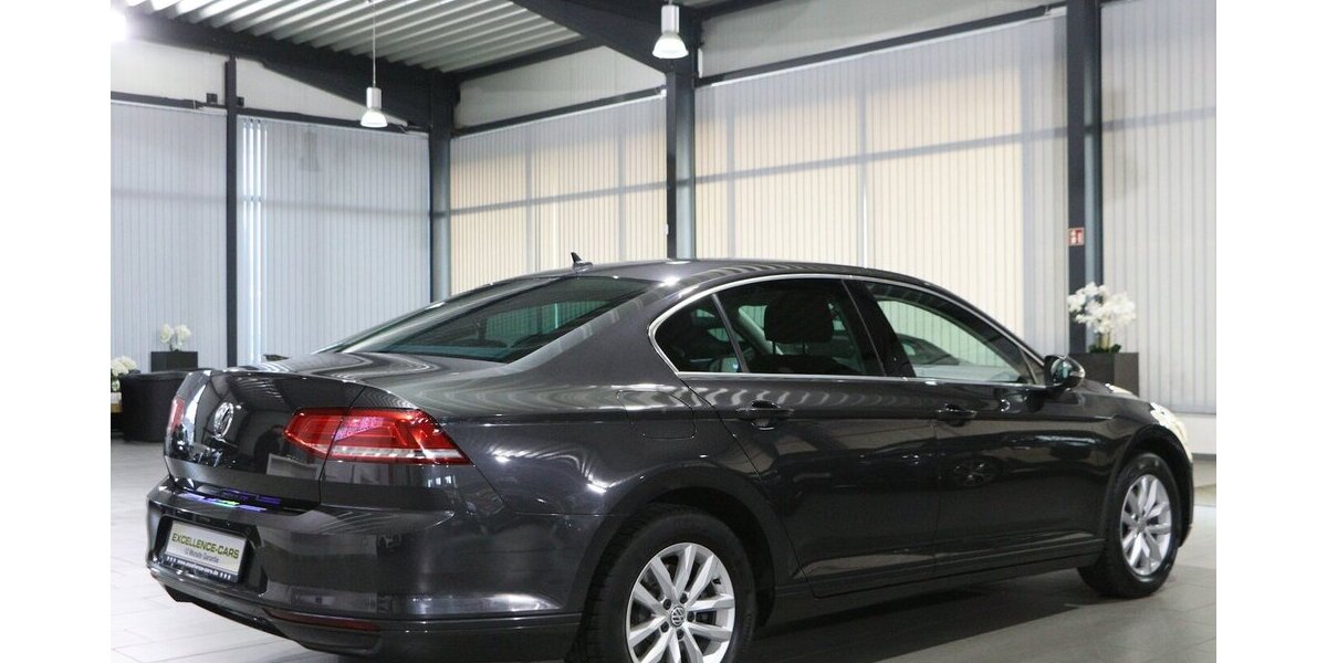VW Passat 1.4 TSI Comfortline NAVI-DM+APPLE+ANDROID 159.000 km 11.444 &euro; Hamm 59077