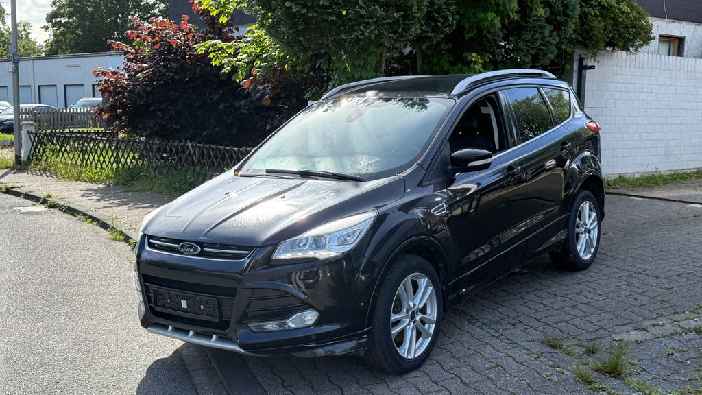 Ford Kuga 202.000 km 7.499 &euro; Hamm 59067