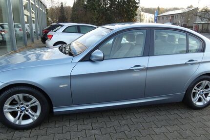 BMW 318 200.000 km 3.200 &euro; Bergkamen 59192
