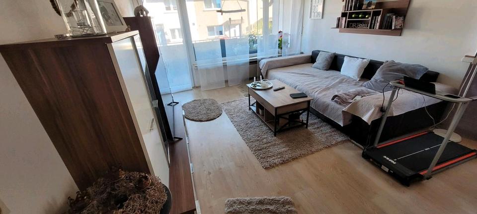 Erdgeschoßwohnung Iserlohn Letmathe - 3 Zimmer, 75 m&sup2;, 490&euro; | Angebot:26614535
