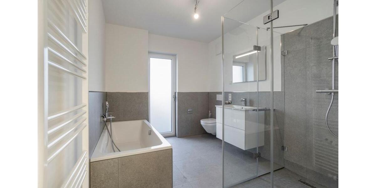 Etagenwohnung Dortmund Hombruch - 3.5 Zimmer, 100 m&sup2;, 1.250&euro; | Angebot:25715686