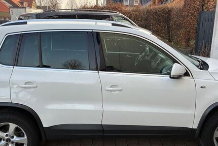 VW Tiguan 142.000 km 6.500 &euro; Werl-Büderich 59457