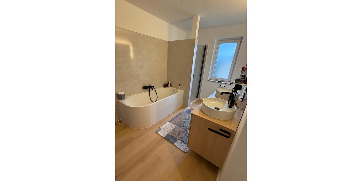 Etagenwohnung Dortmund Aplerbeck - 4 Zimmer, 120 m&sup2;, 1.752&euro; | Angebot:25979634