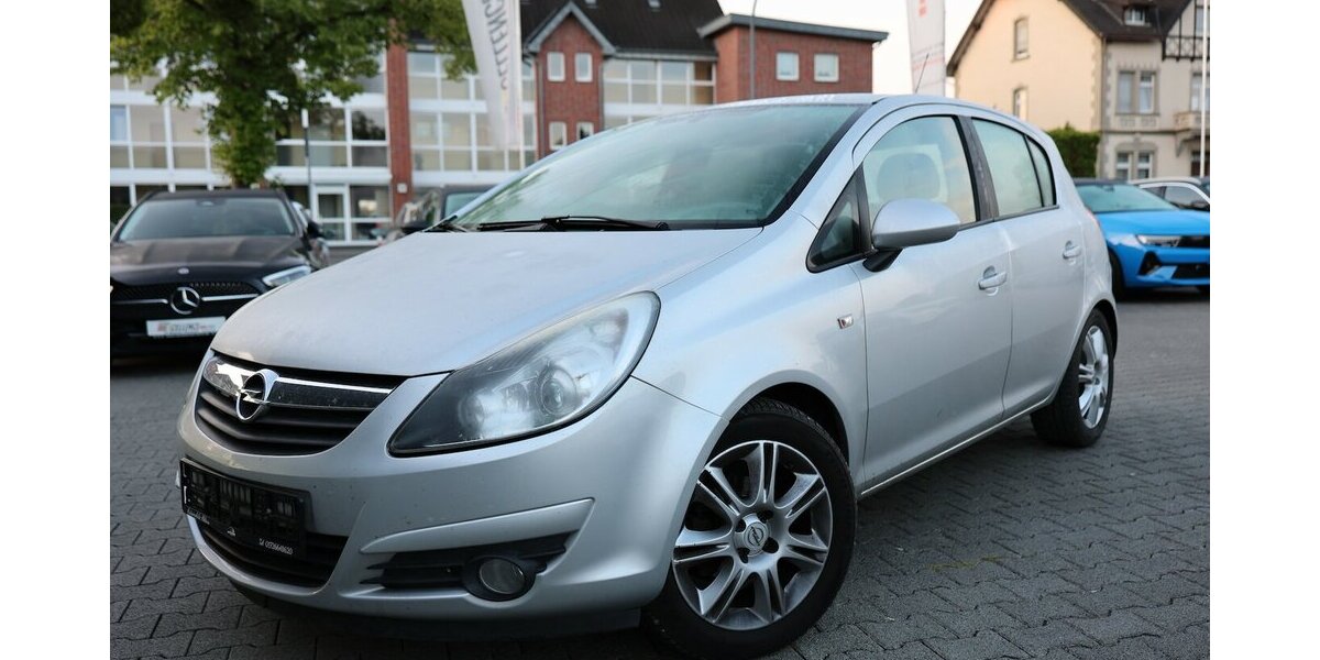 Opel Corsa D 1.4 INNOVATION 110 Jahre LEDER,NAVI+KAME 158.000 km 1.402 &euro; Hamm 59077