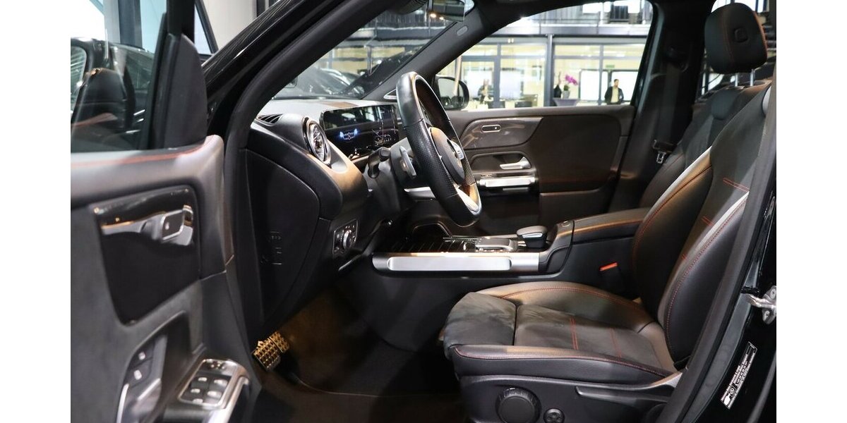 Mercedes-Benz GLB 220 d 4Matic AMG-LINE / PANORAMA, DISTRONIC+ 123.000 km 35.221 &euro; Hamm 59077