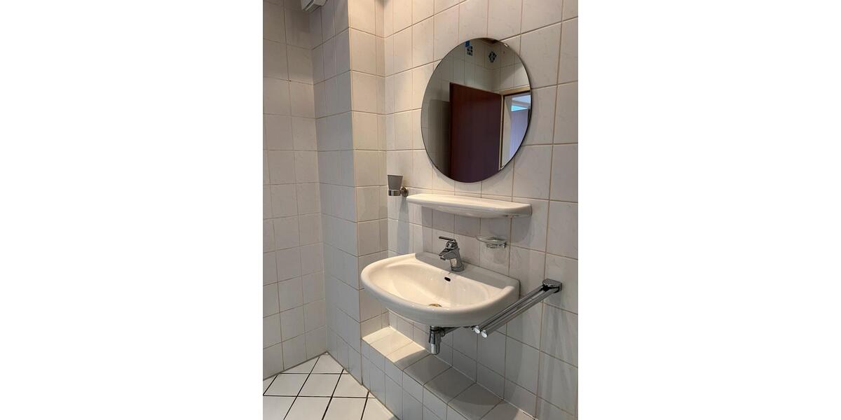 Etagenwohnung Holzwickede - 3 Zimmer, 72 m&sup2;, 185.000&euro; | Angebot:26083159