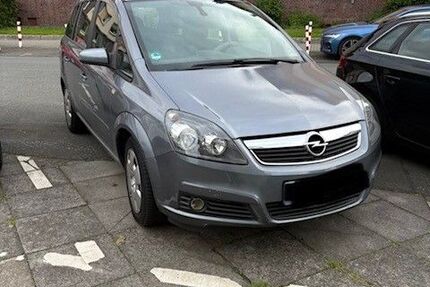 Opel Zafira 186.000 km 2.100 &euro; Dortmund 44137