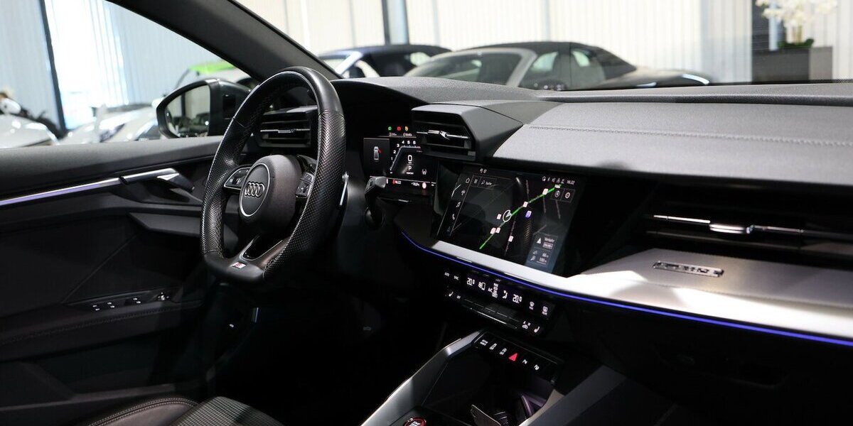 Audi S3 LIMOUSINE 2.0 TFSI QUATTRO S-LINE BLACK PLUS 36.000 km 38.444 &euro; Hamm 59077