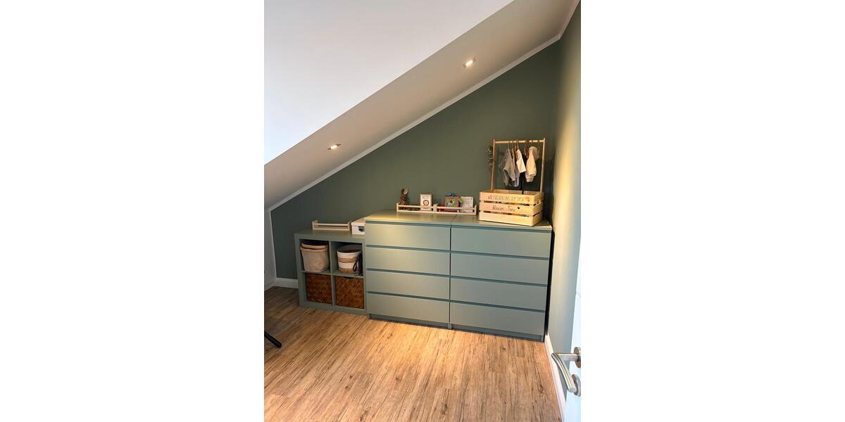 Dachgeschoßwohnung Schwerte - 3 Zimmer, 90 m&sup2;, 279.000&euro; | Angebot:25182102