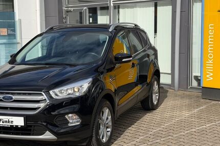 Ford Kuga 66.977 km 14.940 &euro; Ahlen 59229