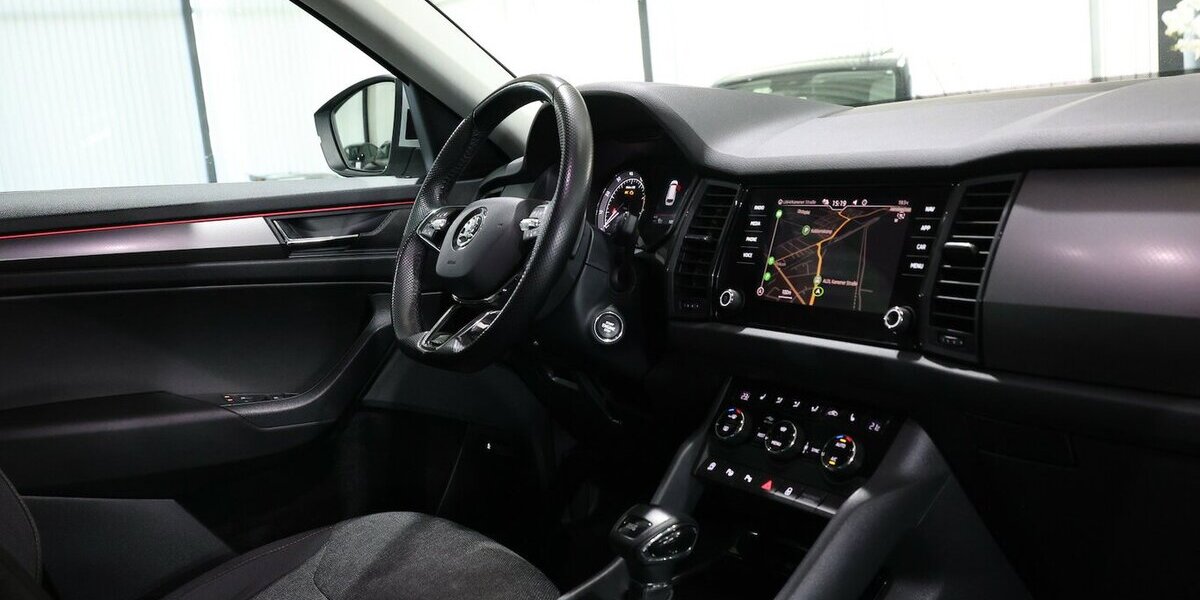 Skoda Kodiaq 1.5 TSI DSG CLEVER / LED / 1.HAND / NAVI+ 128.000 km 21.555 &euro; Hamm 59077