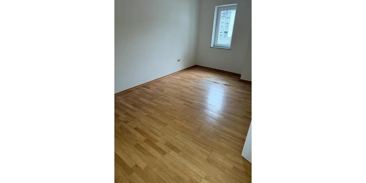 Terrassenwohnung Hamm - 4 Zimmer, 150 m&sup2;, 1.200&euro; | Angebot:25200645