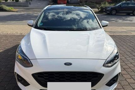 Ford Focus 63.200 km 16.999 &euro; Bergkamen 59192