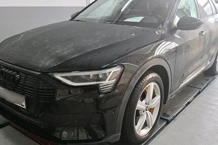 Audi e-tron 59.689 km 36.615 &euro; Hagen 58091