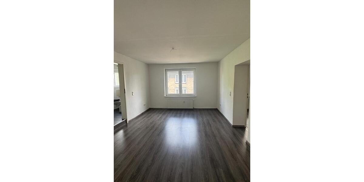 Etagenwohnung Lünen Brambauer - 3 Zimmer, 84 m&sup2;, 700&euro; | Angebot:26560372