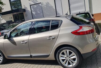 Renault Megane 296.000 km 4.450 &euro; Dortmund 44145