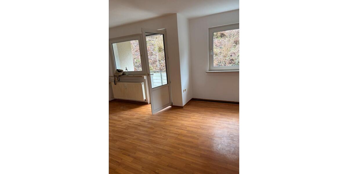 Etagenwohnung Iserlohn Sümmern - 3 Zimmer, 70 m&sup2;, 520&euro; | Angebot:25179111