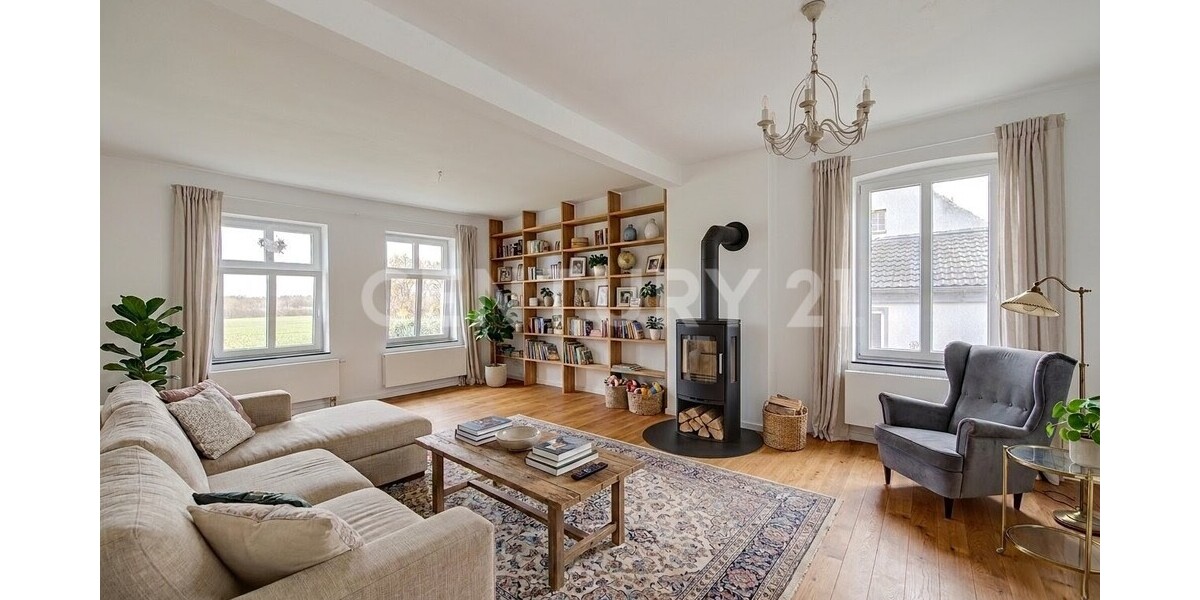 Familiendomizil: Altbau-Charme trifft auf grenzenlose Entfaltungs- und Gestaltungsmöglichkeiten - Einfamilienhaus Lünen | Angebot:26465753