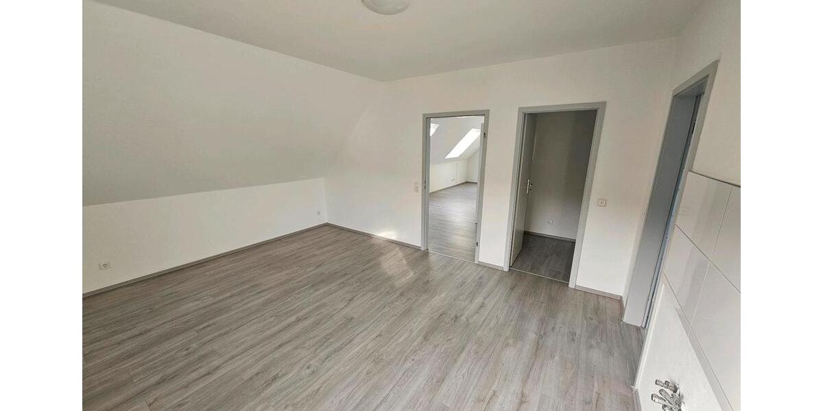 Dachgeschoßwohnung Hagen Hagen-Mitte - 1.5 Zimmer, 70 m&sup2;, 550&euro; | Angebot:25023226