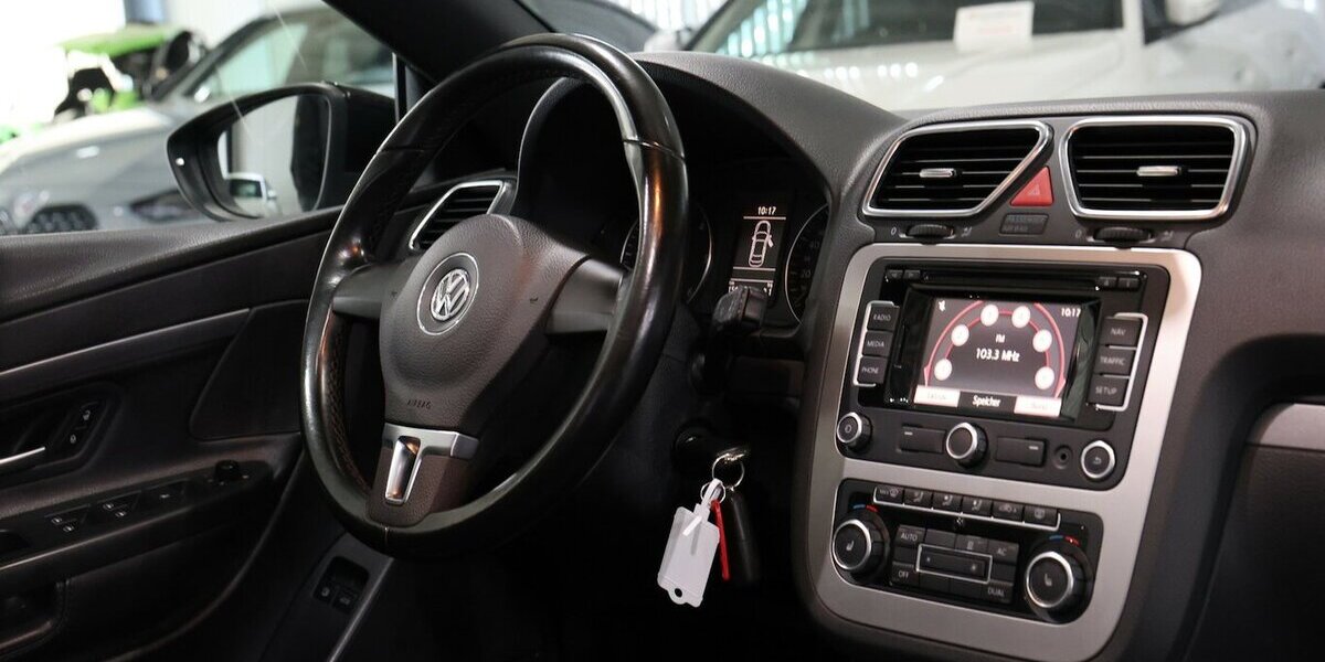 VW Eos 2.0 TDI EDITION 2010 / XENON / LEDER / NAVI+ 150.000 km 8.900 &euro; Hamm 59077