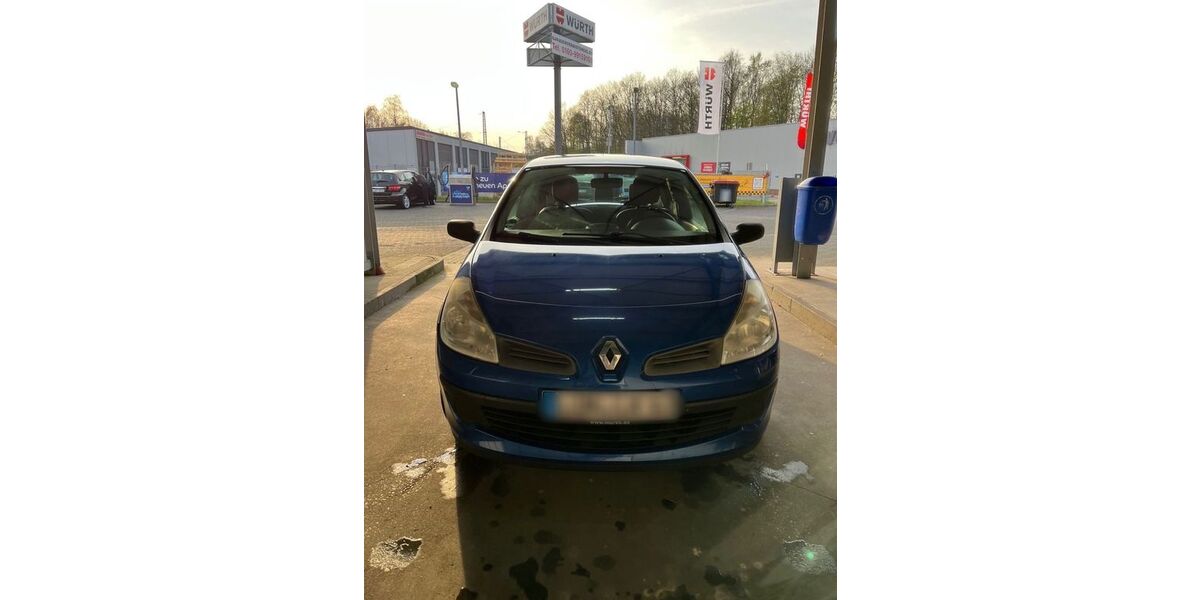 Renault Clio 168.000 km 1.790 &euro; Lünen 44532