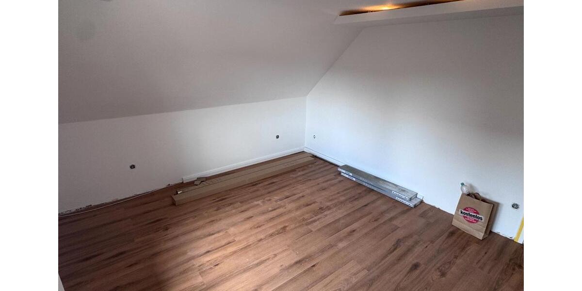 Dachgeschoßwohnung Bergkamen - 2 Zimmer, 58 m&sup2;, 550&euro; | Angebot:26517418