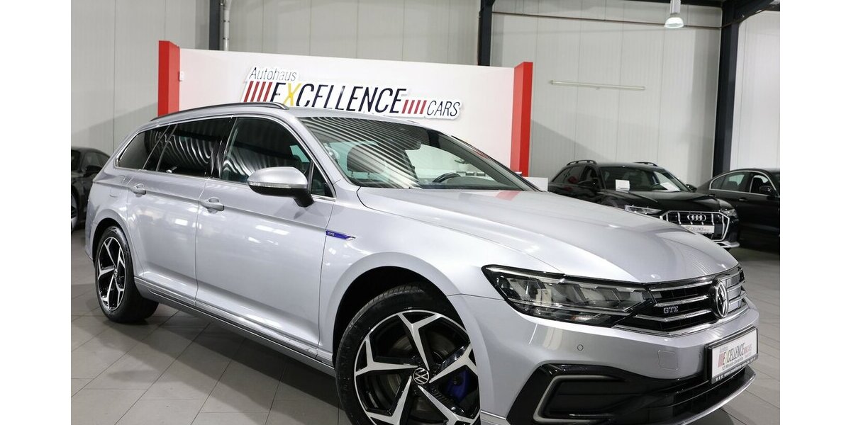 VW Passat Variant GTE DSG IQ BUSINESS R-LINE SPORT 86.000 km 24.600 &euro; Hamm 59077